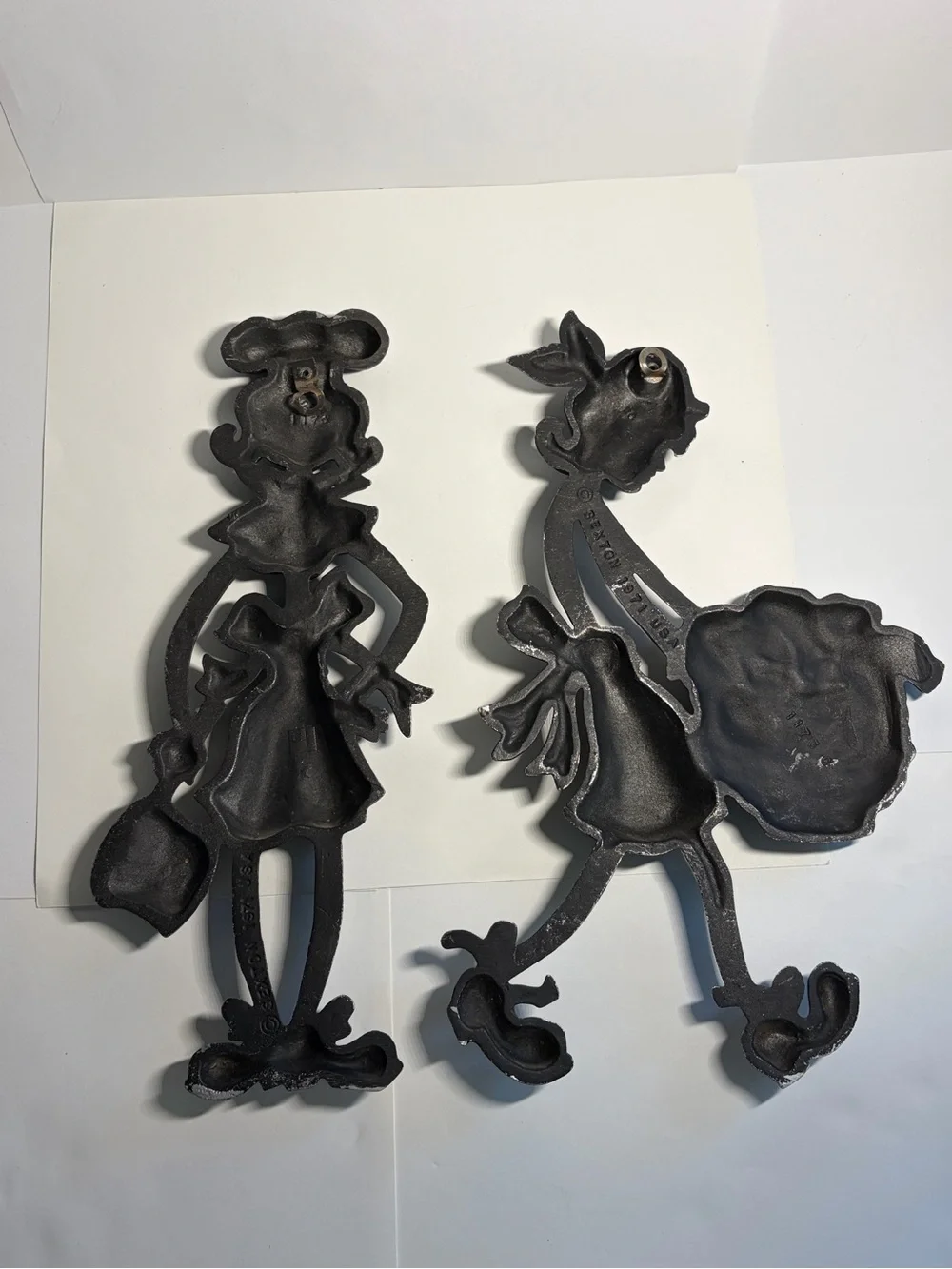 Vintage Sexton 1971 Cast Aluminum Chore Girl Figurine Wall Art Set